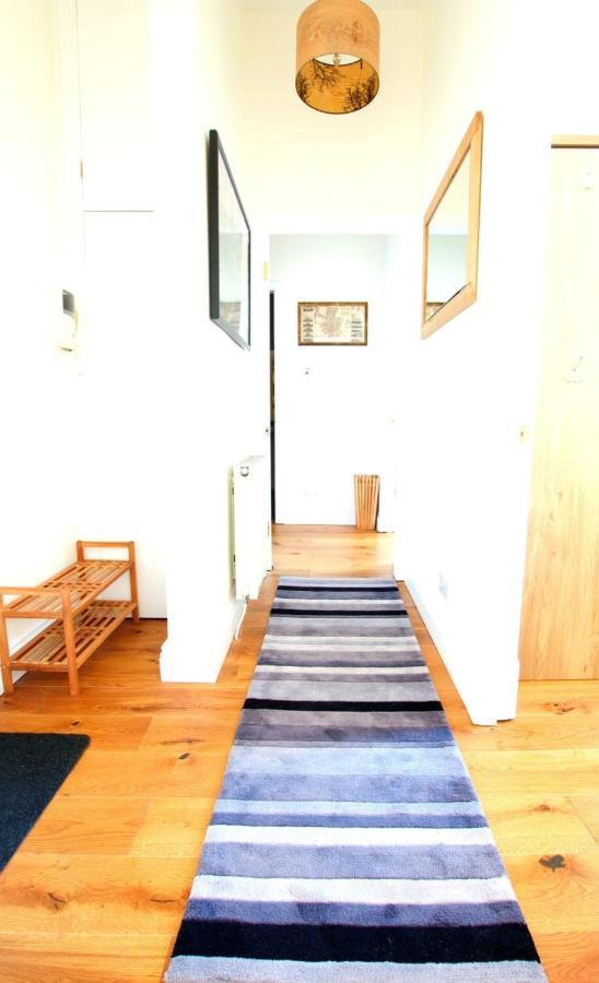 Cozy 2 Bedroom Apartment At Heart Of The Edinburgh Kültér fotó